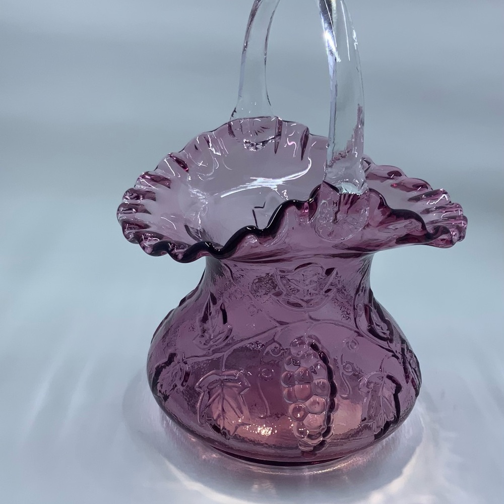 Art Glass Ruffle Basket with Grape design